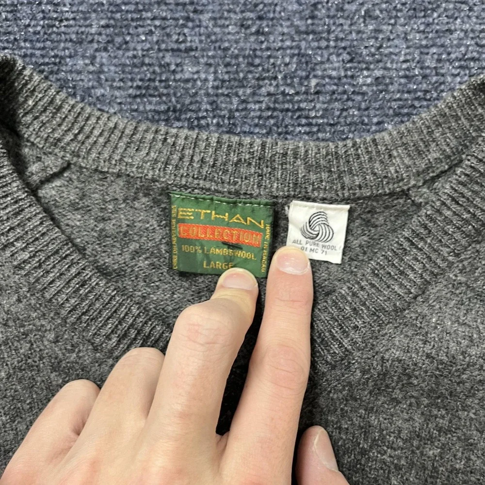 Ethan Collection Sweater Mens Large Gray 100% Lambswool V Neck Knit Pullover‎